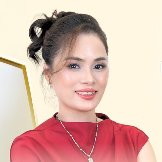 Chị Ánh Tuyết